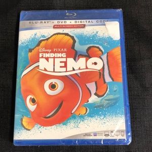 ⭐️4/$36⭐️ Finding Nemo~ Blue Ray, DVD, & Digital Code (ITunes)